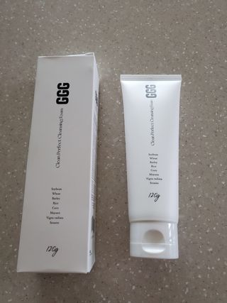 지지지 클린 퍼펙트 클렌징폼 120g — 5점을 준 리뷰어가 2022년 3월 올린 사용 사진