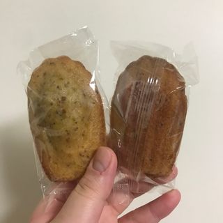 [메종콜리브리] 프랑스 마들렌 메종콜리브리 피스타치오 마들렌 2팩 — 3.5점을 준 리뷰어가 2021년 11월 올린 사용 사진
