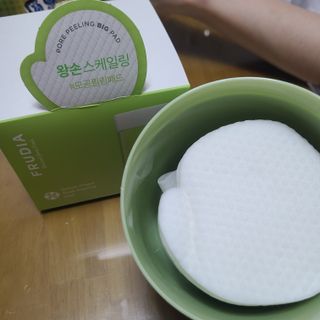 [후르디아] 약산성  모공 필링 패드(70매) — 3점을 준 리뷰어가 2021년 7월 올린 사용 사진