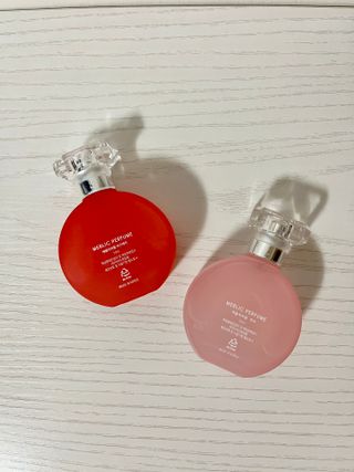 자연스러운 샴푸향이 나는 메블릭퍼퓸 케라 50ml +상큼달달한 라즈베리향이 나는 메블릭퍼퓸 라즈베리 50ml — 5점을 준 리뷰어가 2022년 9월 올린 사용 사진