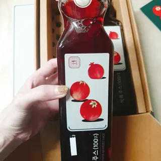 [바이윙클] 페르시아 유기농 석류 착즙주스 750ml 2병 + 선물박스 세트 — 5점을 준 리뷰어가 2022년 3월 올린 사용 사진