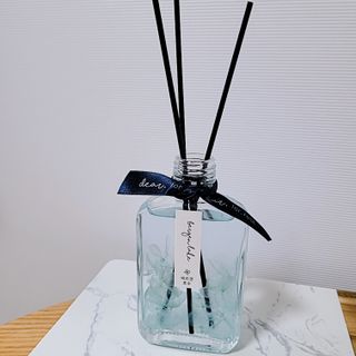 디어포레스트 쁘띠 플라워 디퓨저 시리즈 — 5점을 준 리뷰어가 2022년 8월 올린 사용 사진