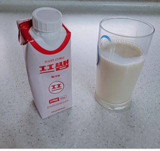 파워풀엑스 [프쌤] 더 맛있고 강력해진 고단백 음료 3종 (초코맛,딸기맛,커피맛) — 4점을 준 리뷰어가 2023년 1월 올린 사용 사진