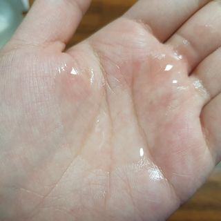 브에노 파리퀸 윌 페이스 오일 — 5점을 준 리뷰어가 2021년 8월 올린 사용 사진