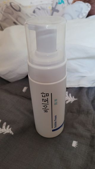 [바이로담] 저자극 약산성버블 폼 폼클렌징 150ml — 4점을 준 리뷰어가 2021년 4월 올린 사용 사진