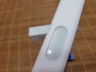 아카라 어두울 때만 켜지는 스마트 무선 센서등 — 3점을 준 리뷰어가 2021년 11월 올린 사용 사진