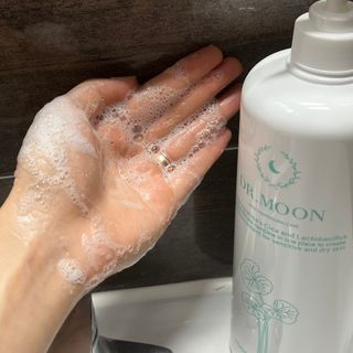 [닥터문] 센텔라 시카케어 화이트머스크 바디워시 1000ml — 4.5점을 준 리뷰어가 2023년 7월 올린 사용 사진