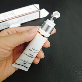 산수시 일루미네이팅 펄 영양 다크서클 스틱 아이 크림 케어 15ml — 5점을 준 리뷰어가 2021년 6월 올린 사용 사진