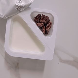 매일바이오 토핑요거트 — 4점을 준 리뷰어가 2021년 5월 올린 사용 사진
