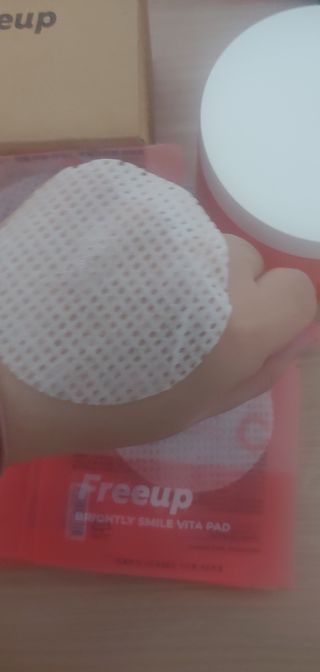 프리업 브라이틀리 스마일 비타 본품 + 휴대용키트 — 5점을 준 리뷰어가 2023년 6월 올린 사용 사진