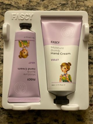 파시 FASCY 高保湿ハンドクリーム40ml+80ml セット — 5점을 준 리뷰어가 2021년 5월 올린 사용 사진