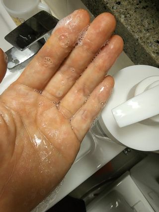 [바이오맥스] 프로코어 탈모완화샴푸 1000ml — 5점을 준 리뷰어가 2022년 8월 올린 사용 사진