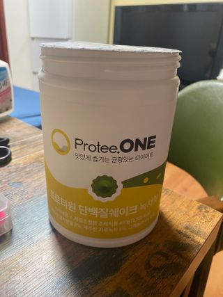 프로티원 단백질쉐이크 녹차맛 2주분 1통+보틀 — 5점을 준 리뷰어가 2021년 5월 올린 사용 사진