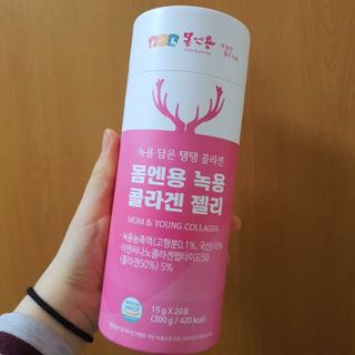 [몸엔용] 녹용 담은 탱탱 콜라겐 녹용 콜라겐 젤리 15g x 20포 — 5점을 준 리뷰어가 2022년 4월 올린 사용 사진