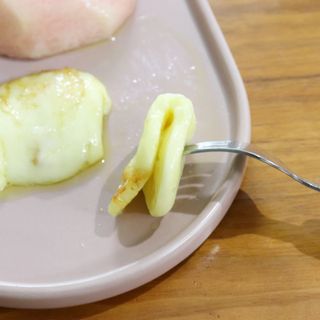 앙투어솔레 아일랜드 구워먹는 치즈 100 자연 치즈 와인안주 300g(100g x 3팩) — 5점을 준 리뷰어가 2022년 9월 올린 사용 사진