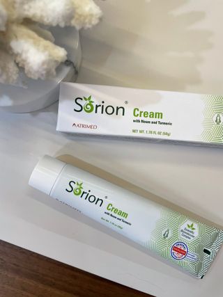 건선/아토/습진/민감성 피부 천연보습진정크림 소리온 크림 & 센시티브 크림 50g — 5점을 준 리뷰어가 2022년 3월 올린 사용 사진