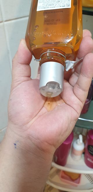 체코 비건화장품 마뉴팍투라 향좋은 천연 맥주샴푸 — 5점을 준 리뷰어가 2022년 5월 올린 사용 사진