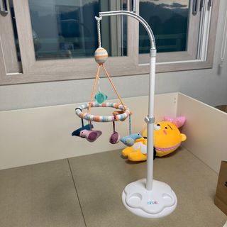 아르브 모빌대 모빌스탠드 아기 모빌 거치대 — 5점을 준 리뷰어가 2022년 11월 올린 사용 사진