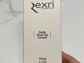 렉스리 데일리 톤업 크림 Rexri Daily Tone Up Cream — 5점을 준 리뷰어가 2022년 8월 올린 사용 사진