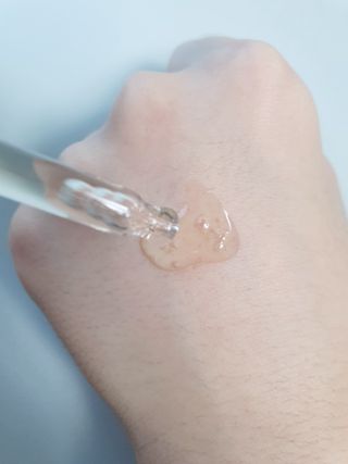 베지톨로지 비니페린 브라이트닝 앰플 — 5점을 준 리뷰어가 2022년 8월 올린 사용 사진
