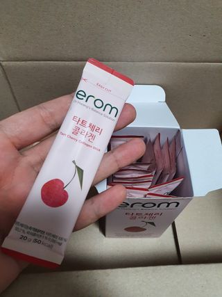 이롬 erom 타트체리 콜라겐 — 5점을 준 리뷰어가 2021년 3월 올린 사용 사진