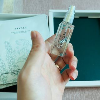 리브얼 | LIVALL 바이오셀룰로오스 마스크 레스트 앤 글로우 33ml  x 3개입 — 5점을 준 리뷰어가 2022년 7월 올린 사용 사진