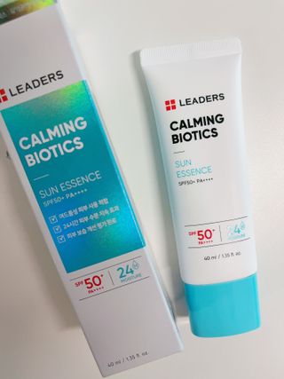 리더스코스메틱 리더스 카밍 바이오틱스 선 에센스 SPF 50+ PA++++ — 5점을 준 리뷰어가 2022년 8월 올린 사용 사진