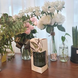올리브 오일 스킨케어 컴퍼니 [OOSC] 향기로운 보습 로즈 제라늄 바디워시 500ml — 5점을 준 리뷰어가 2021년 4월 올린 사용 사진