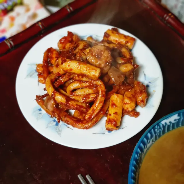 새오똥400g 새우,오징어,똥집 볶음요리 소스,밀떡, 참기름 포함 리뷰 사진