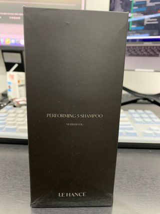 르핸스 퍼포밍 5 샴푸 비반트 포렛/베티버 포그 — 3.5점을 준 리뷰어가 2022년 12월 올린 사용 사진