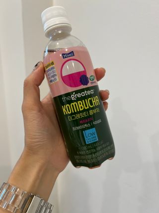 더그레잇티 콤부차 [매일유업] 더그레잇티 44kcal 콤부차 300ml *12개입 (오리지널 6개+베리리치 6개) — 4.5점을 준 리뷰어가 2023년 8월 올린 사용 사진