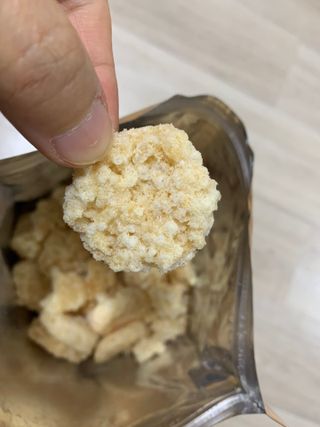 미즈꼬레아 치즈맛 누룽지크리스피 — 5점을 준 리뷰어가 2022년 3월 올린 사용 사진