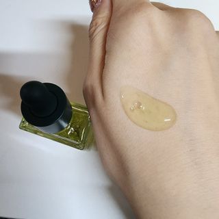 딸로 청자몽 맑은 피부 잡티 세럼 — 5점을 준 리뷰어가 2023년 1월 올린 사용 사진