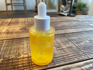 체르엠 스템앤셀 비타민 브라이트닝 에센스 30ml 1개 — 3.5점을 준 리뷰어가 2022년 4월 올린 사용 사진