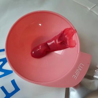 [유니프] 헤어 샤이니 핑크 컬러 트리트먼트 500g — 5점을 준 리뷰어가 2023년 11월 올린 사용 사진