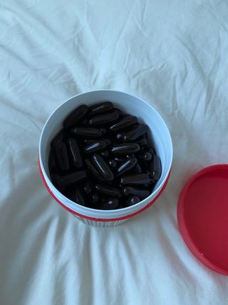 Swisse 스위스 고함량 프로폴리스 2,000mg 210정 — 5점을 준 리뷰어가 2021년 11월 올린 사용 사진