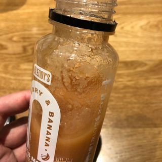 BLENDY'S 핑크 스무디+블론디 스무디 — 5점을 준 리뷰어가 2022년 4월 올린 사용 사진