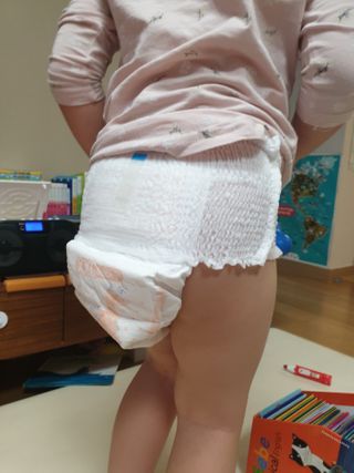 오브맘 밤 프리미엄 아기 기저귀 팬티형 밴드형 — 5점을 준 리뷰어가 2021년 1월 올린 사용 사진