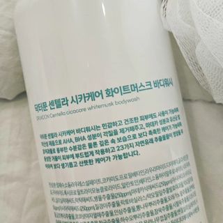 [닥터문] 센텔라 시카케어 화이트머스크 바디워시 1000ml — 5점을 준 리뷰어가 2023년 6월 올린 사용 사진