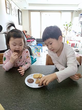 바릴라 몰리노비앙코 쿠키 3종_판디스텔라,쿠오리치니,바이오치 — 5점을 준 리뷰어가 2022년 1월 올린 사용 사진