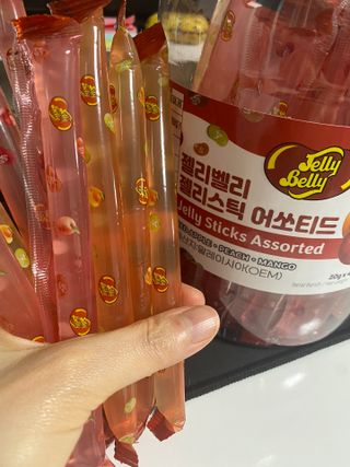 젤리벨리 젤리스틱 어쏘티드 900g — 4.5점을 준 리뷰어가 2022년 11월 올린 사용 사진