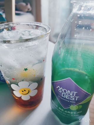 몽베스트 Montbest with Sparkling water Lime20병 — 5점을 준 리뷰어가 2022년 6월 올린 사용 사진