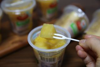 돌 MF[Dole] 파인애플컵/망고컵/복숭아컵 198g 6입X1박스 (맛 1가지 랜덤 발송) — 5점을 준 리뷰어가 2024년 5월 올린 사용 사진