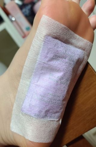 [레제르] 아로마 수액패치 발패치 10매입 - 라벤더향/유칼립투스향/대나무향 — 5점을 준 리뷰어가 2022년 9월 올린 사용 사진