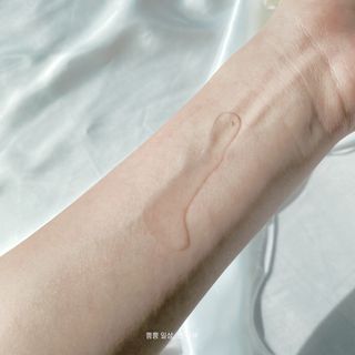 스킨큐어 산다화 비타민c 화이트닝 에센스 30ml — 5점을 준 리뷰어가 2022년 2월 올린 사용 사진