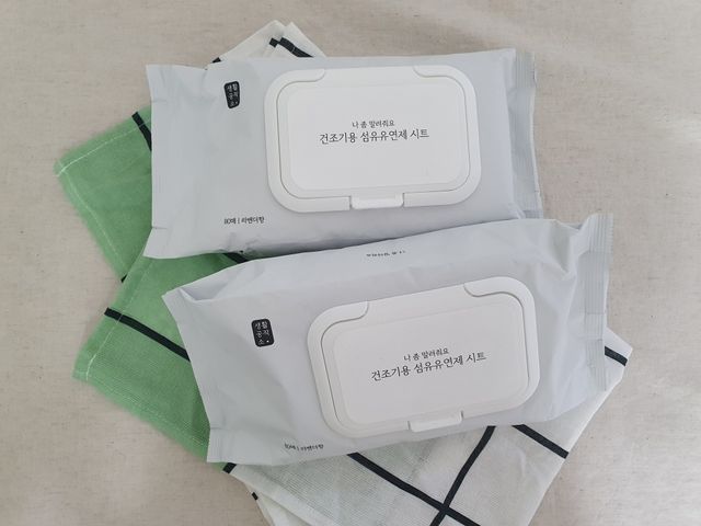 [생활공작소] 건조기용 섬유유연제 시트 80매 x 2입 리뷰 사진