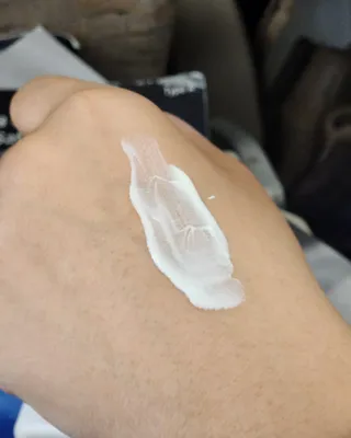 바노바기 코스메틱 바노바기 밀크씨슬 리페어 시카 선스크린 플러스 50ml — 5점을 준 리뷰어가 2023년 2월 올린 사용 사진