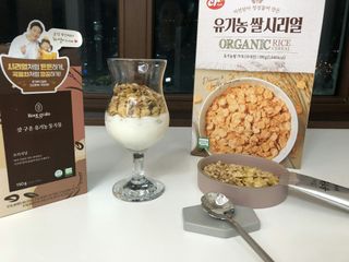 씨알푸드 유기농 쌀 시리얼 390g + 갓 구운 유기농 발아통곡물 150g — 5점을 준 리뷰어가 2021년 12월 올린 사용 사진
