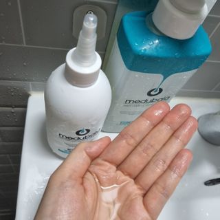 모두발라 탈모집중케어 앰플 트리트먼트 — 5점을 준 리뷰어가 2022년 3월 올린 사용 사진