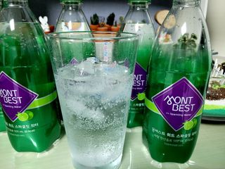 몽베스트 Montbest with Sparkling water Lime20병 — 5점을 준 리뷰어가 2022년 5월 올린 사용 사진